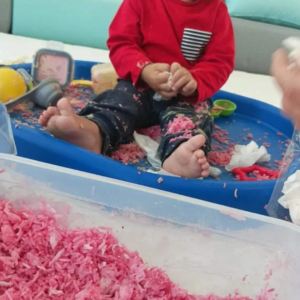 Sensory & messy play